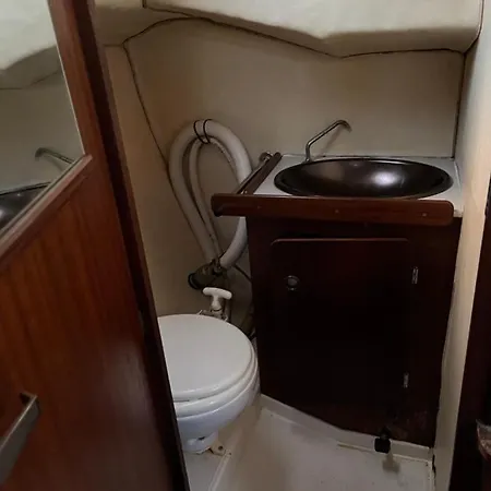Voilier Loc Botel