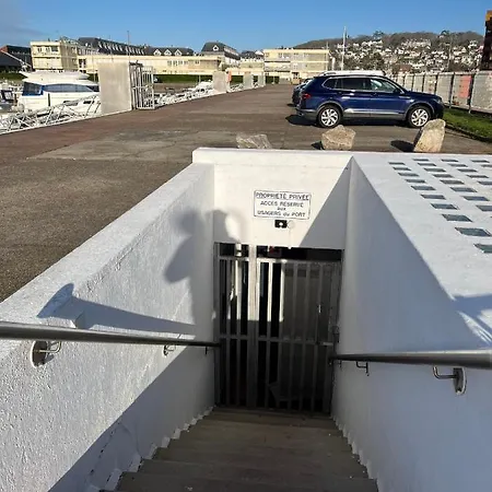 보트호텔 Voilier Loc