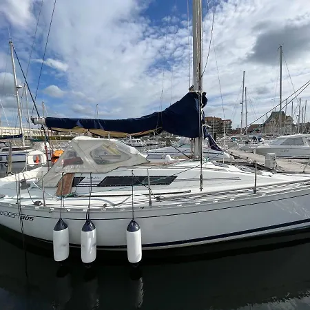 Voilier Loc 보트호텔